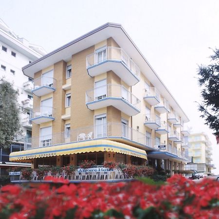 Hotel Azzorre ลิโดดิเยโซโล ภายนอก รูปภาพ